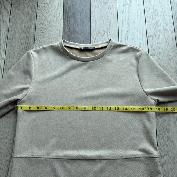 Zara Cream Mini Dress with Short Sleeves - Picture 6 of 6